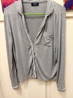 VICI Gray Long-Sleeve Button-Front and pants soft pajama set